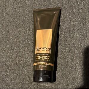 Bath & Body Works Teakwood Body Cream - hydration